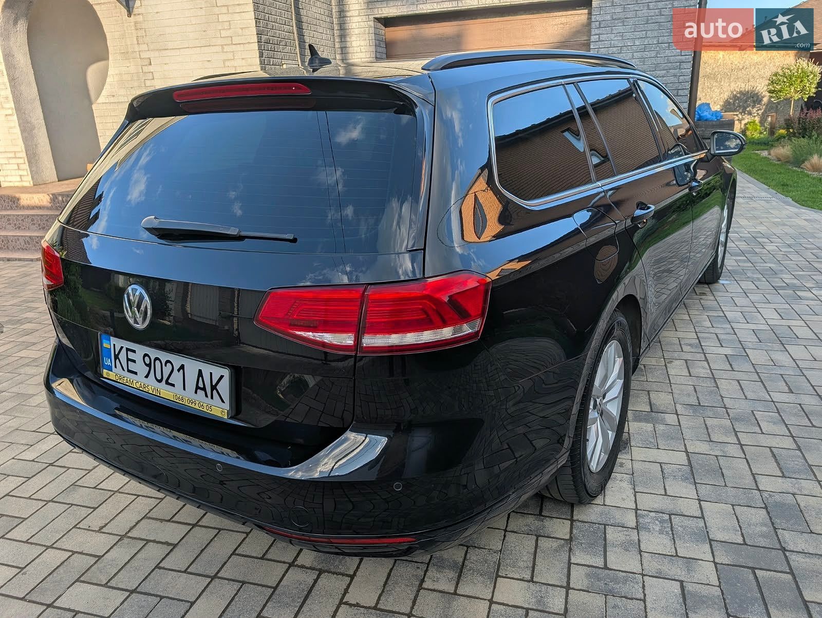 Volkswagen Passat 2015 VIN WVWZZZ3CZFE501616 фото оголошення 15 з 28