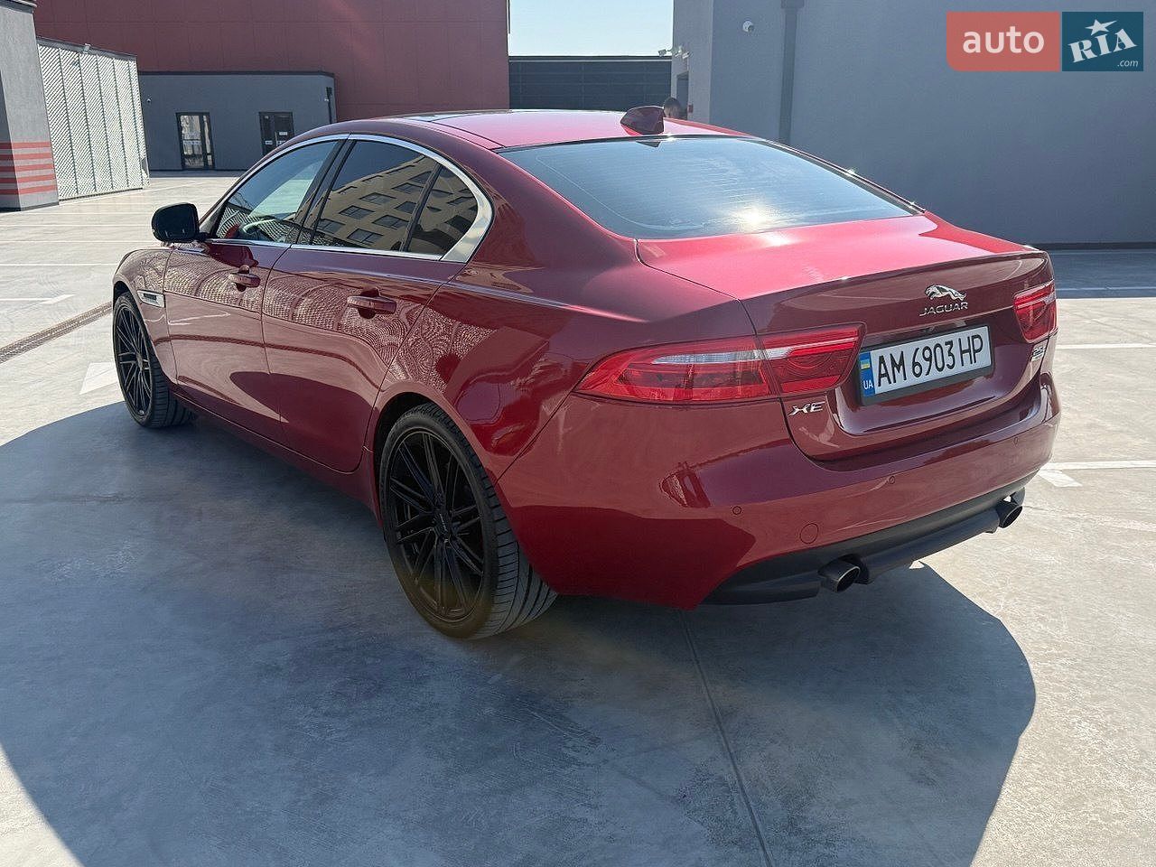Jaguar XE 2018 VIN SAJAJ4FXXKCP49498 фото оголошення 5 з 36