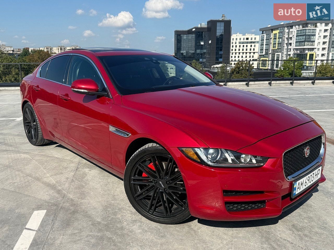 Jaguar XE 2018 VIN SAJAJ4FXXKCP49498 фото оголошення 14 з 36