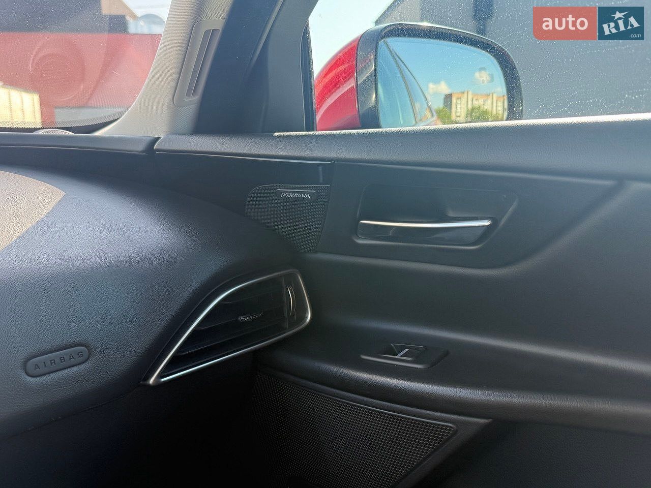Jaguar XE 2018 VIN SAJAJ4FXXKCP49498 фото оголошення 26 з 36