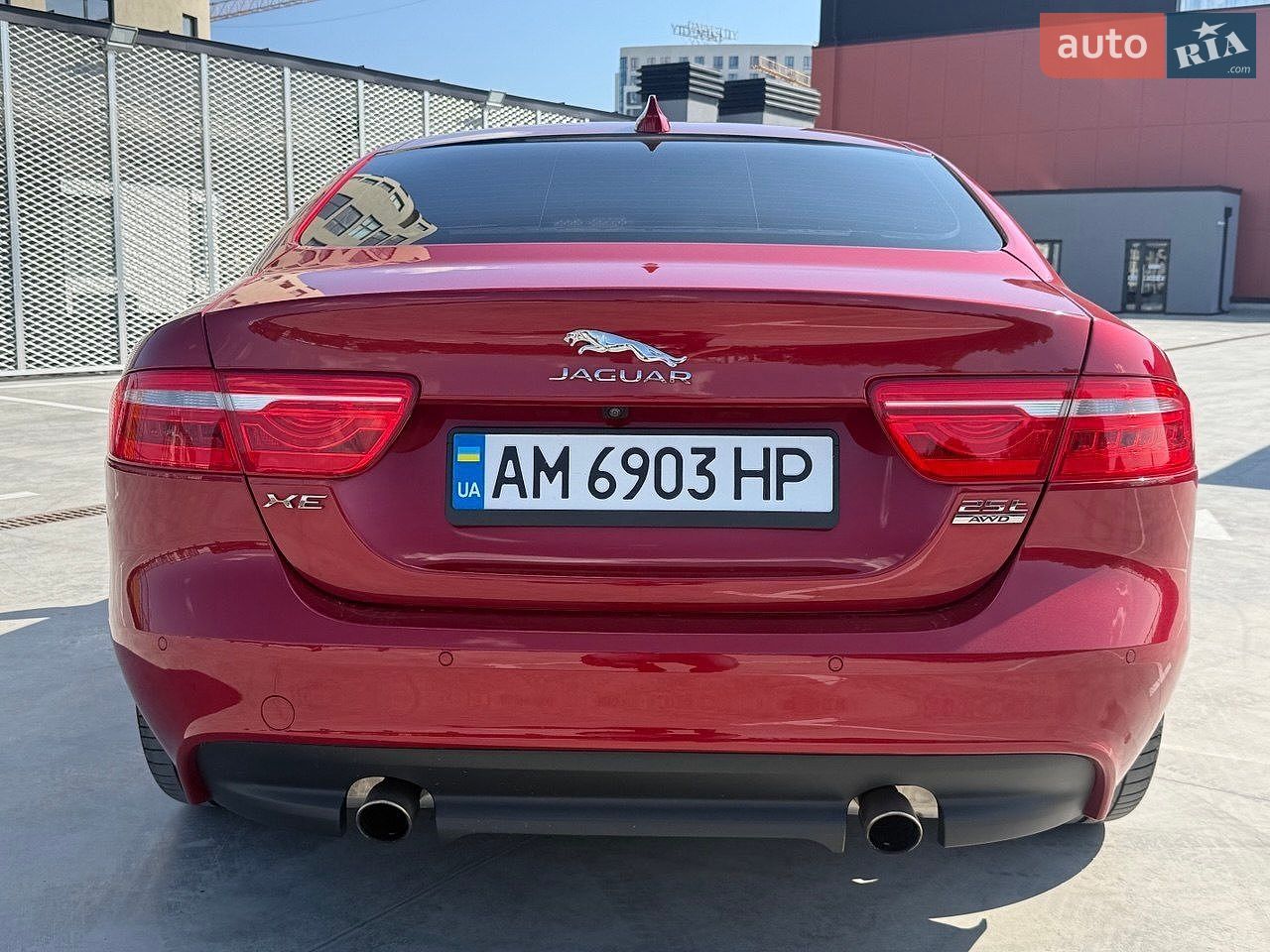 Jaguar XE 2018 VIN SAJAJ4FXXKCP49498 фото оголошення 33 з 36