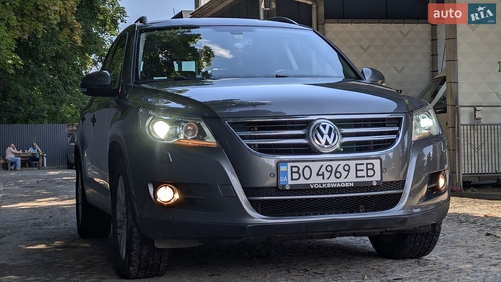 Volkswagen Tiguan 2010 VIN WVGZZZ5NZBW054783 фото оголошення 2 з 5