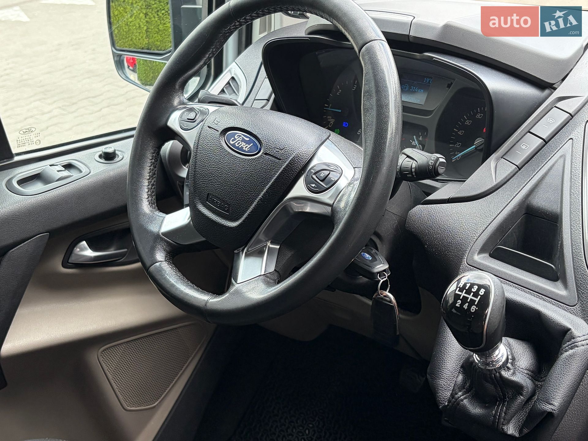 Ford Tourneo Custom 2013 VIN WF03XXTTG3DR85721 фото оголошення 11 з 13