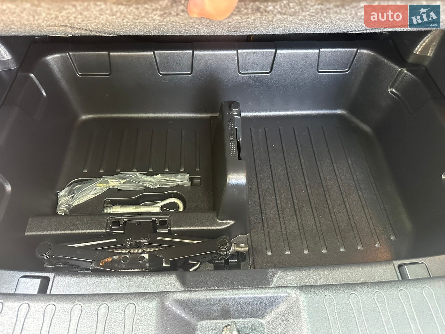 Nissan Juke 2014 VIN SJNFBAF15U6531209 фото оголошення 50 з 65