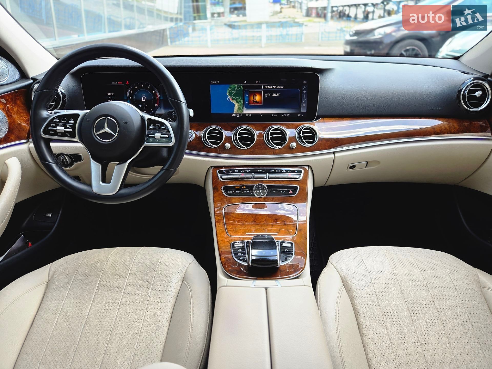 Mercedes-Benz E-Class 2019 VIN WDDZF4KB4KA623569 фото оголошення 24 з 33