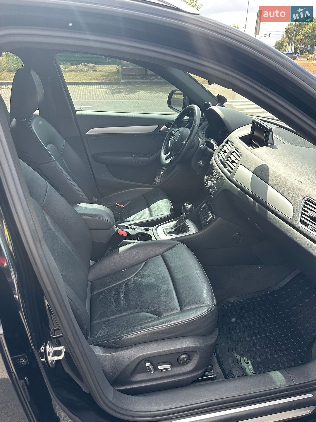 Audi Q3 2017 VIN WA1BCCFS4JR018776 фото оголошення 13 з 15