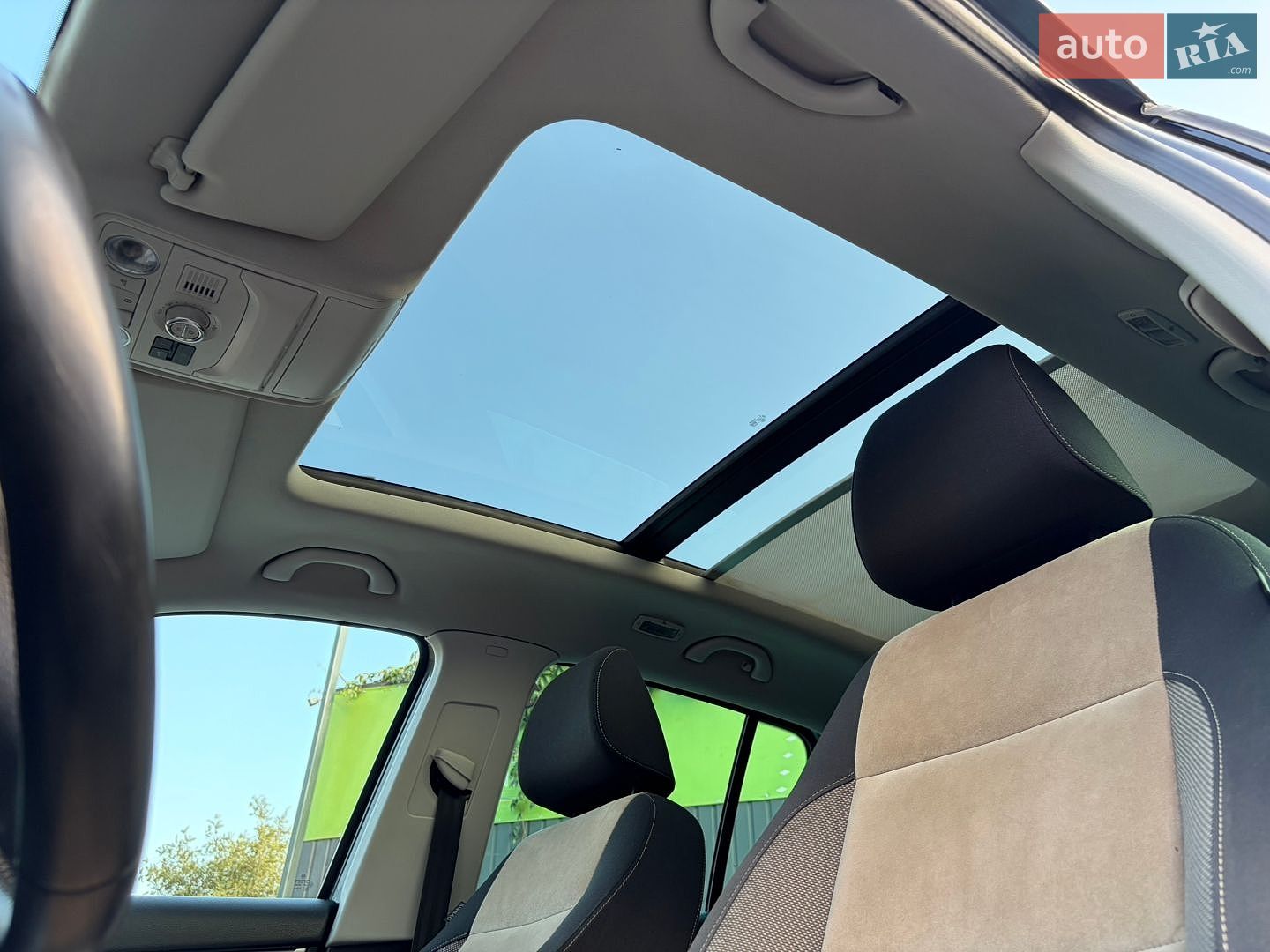 Volkswagen Tiguan 2012 VIN WVGZZZ5NZCW024101 фото оголошення 37 з 58