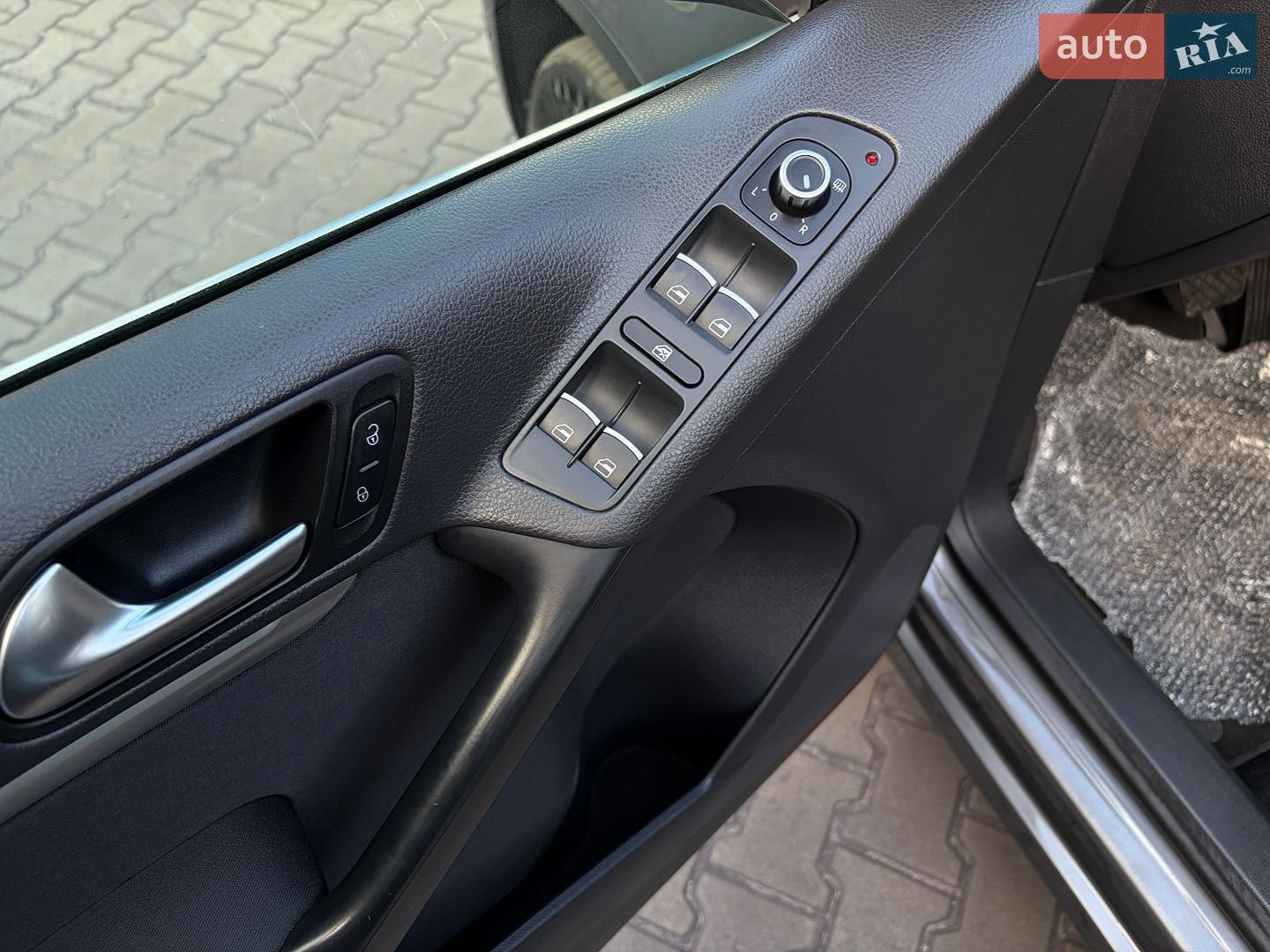 Volkswagen Tiguan 2012 VIN WVGZZZ5NZCW024101 фото оголошення 35 з 58