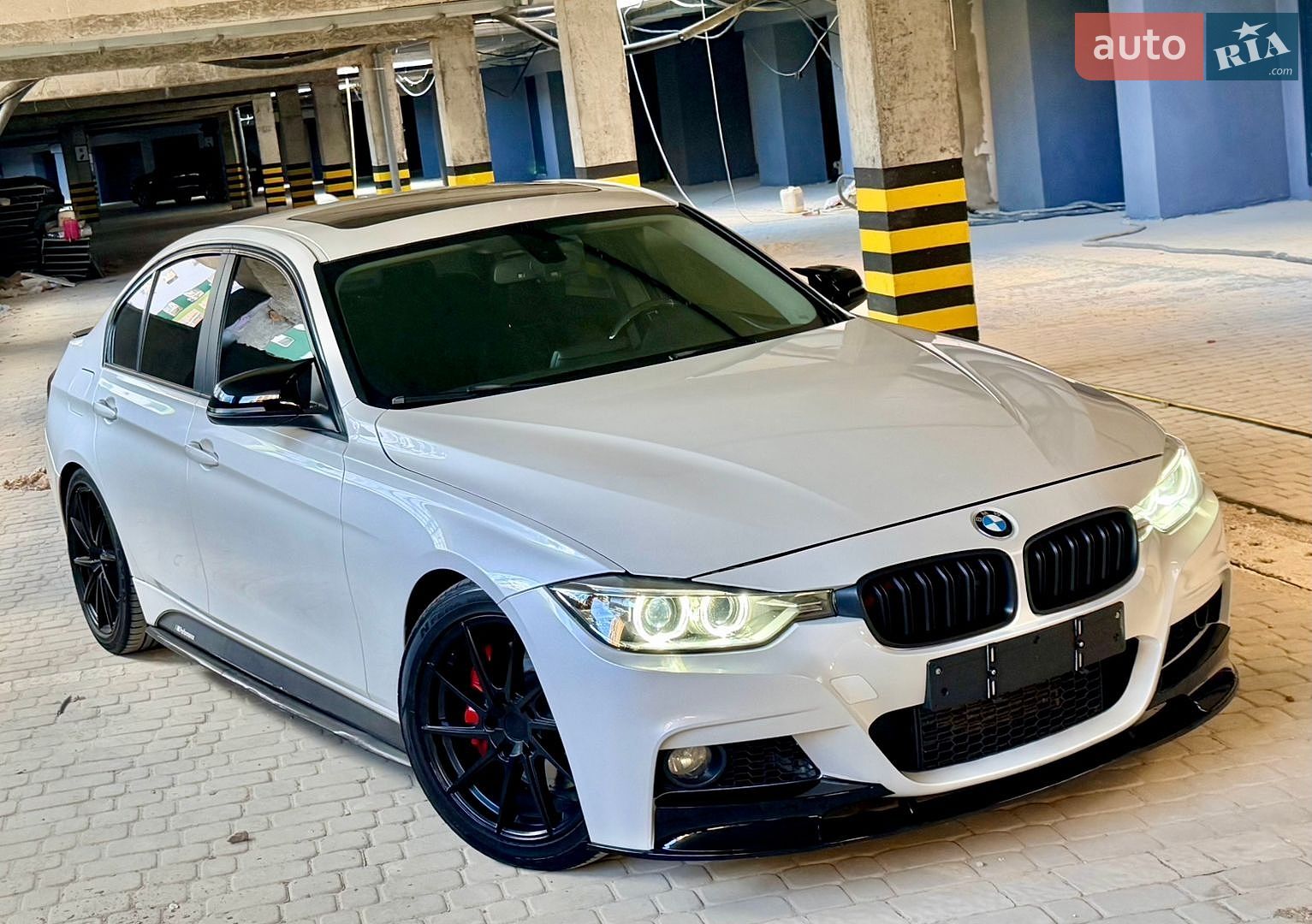 BMW 3 Series 2012 VIN WBA3A9G51CNP35610 фото оголошення 5 з 44
