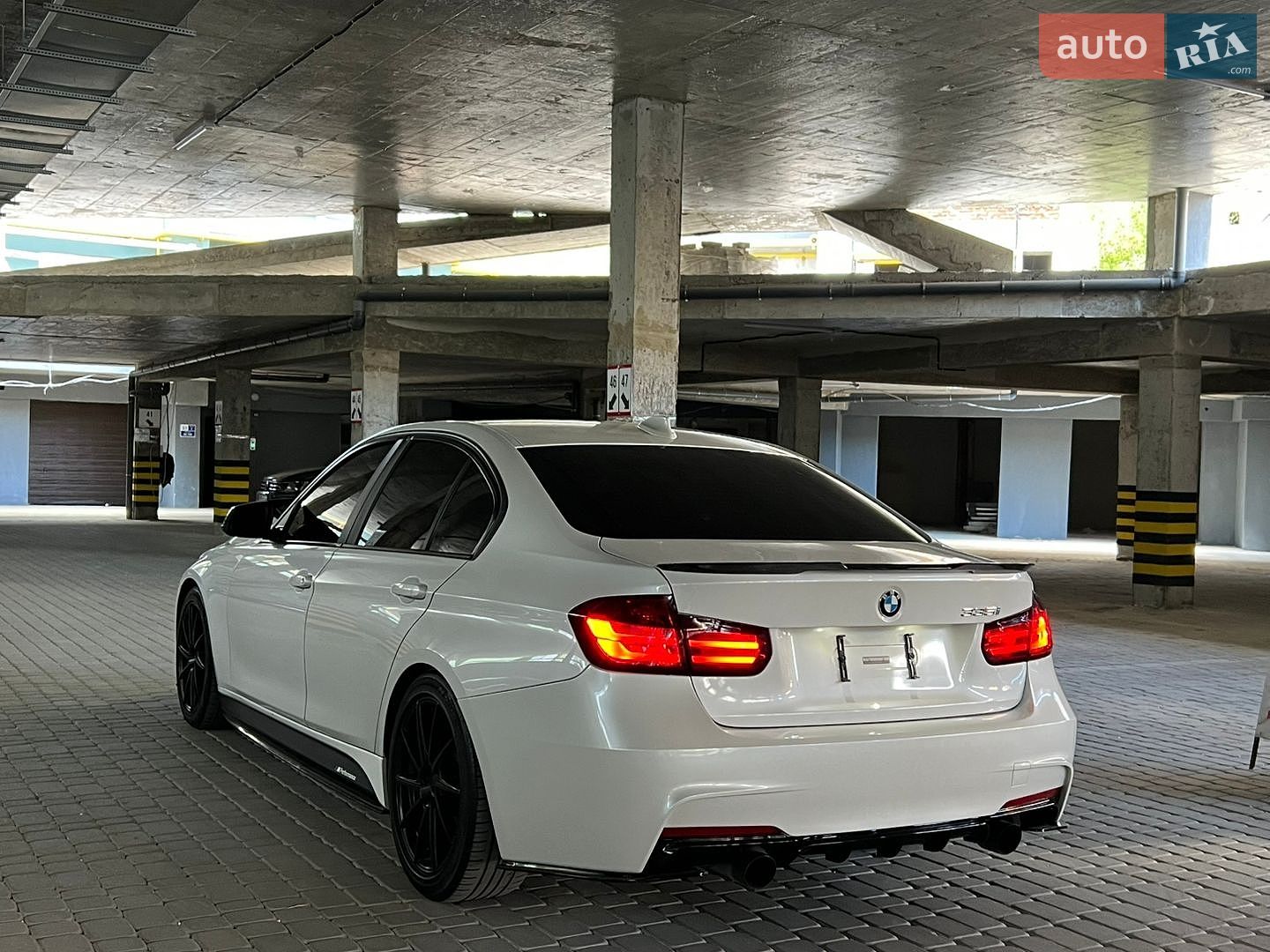 BMW 3 Series 2012 VIN WBA3A9G51CNP35610 фото оголошення 39 з 44