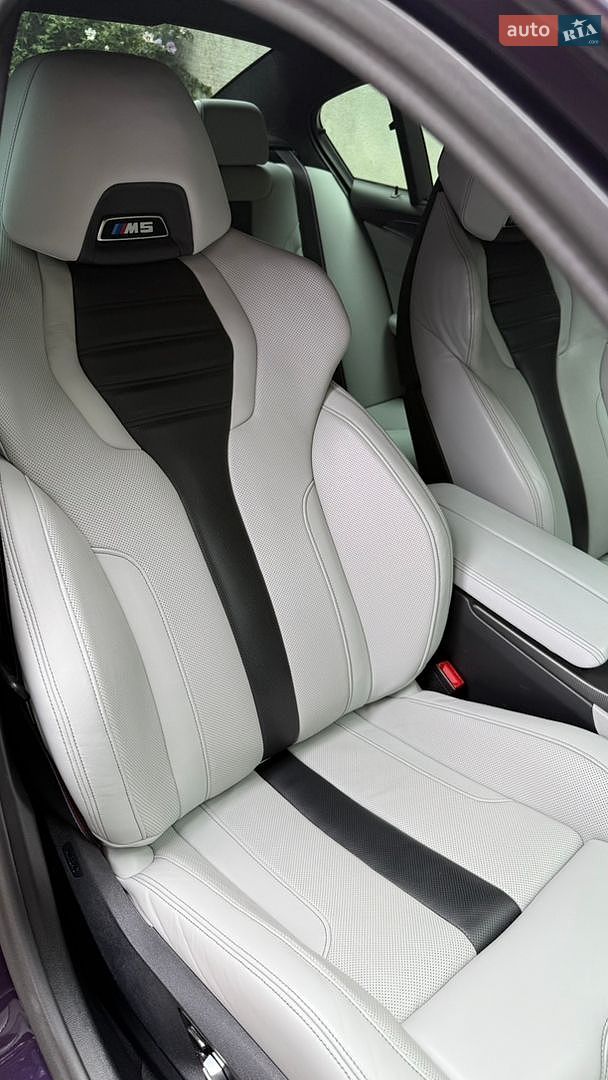 BMW M5 2023 VIN WBS83CH06PCN17983 фото оголошення 12 з 23