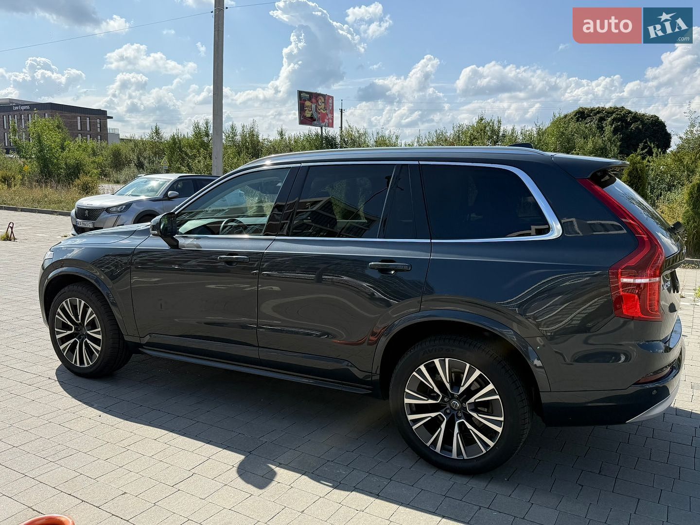 Volvo XC90 2022 VIN YV4102PK7N1794341 фото оголошення 27 з 72