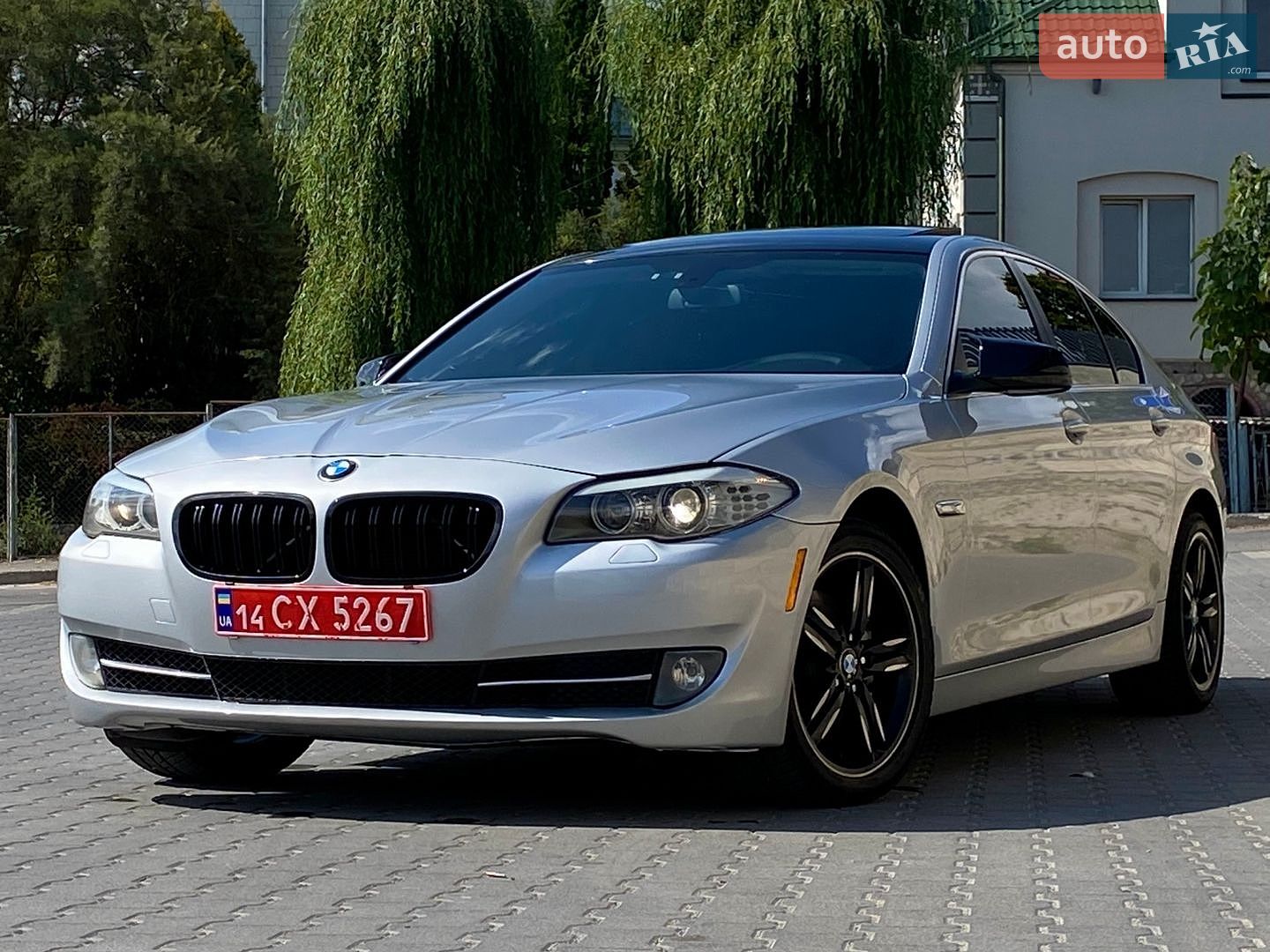 BMW 5 Series 2013 VIN WBAXH5C59DD107667 фото оголошення 2 з 31