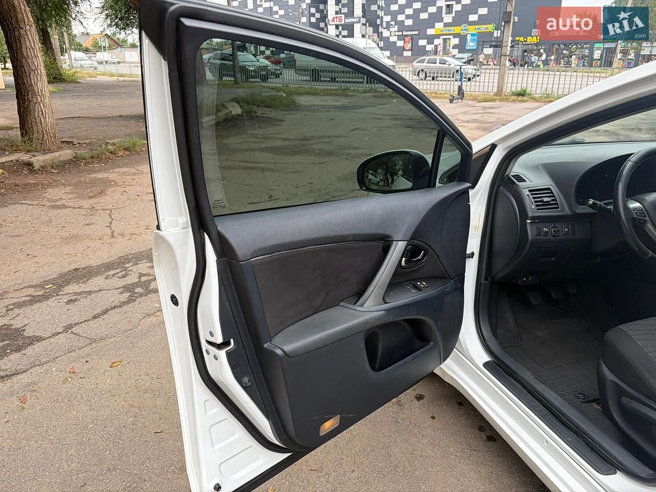 Toyota Avensis 2013 VIN SB1BD76L30E119188 фото оголошення 14 з 15