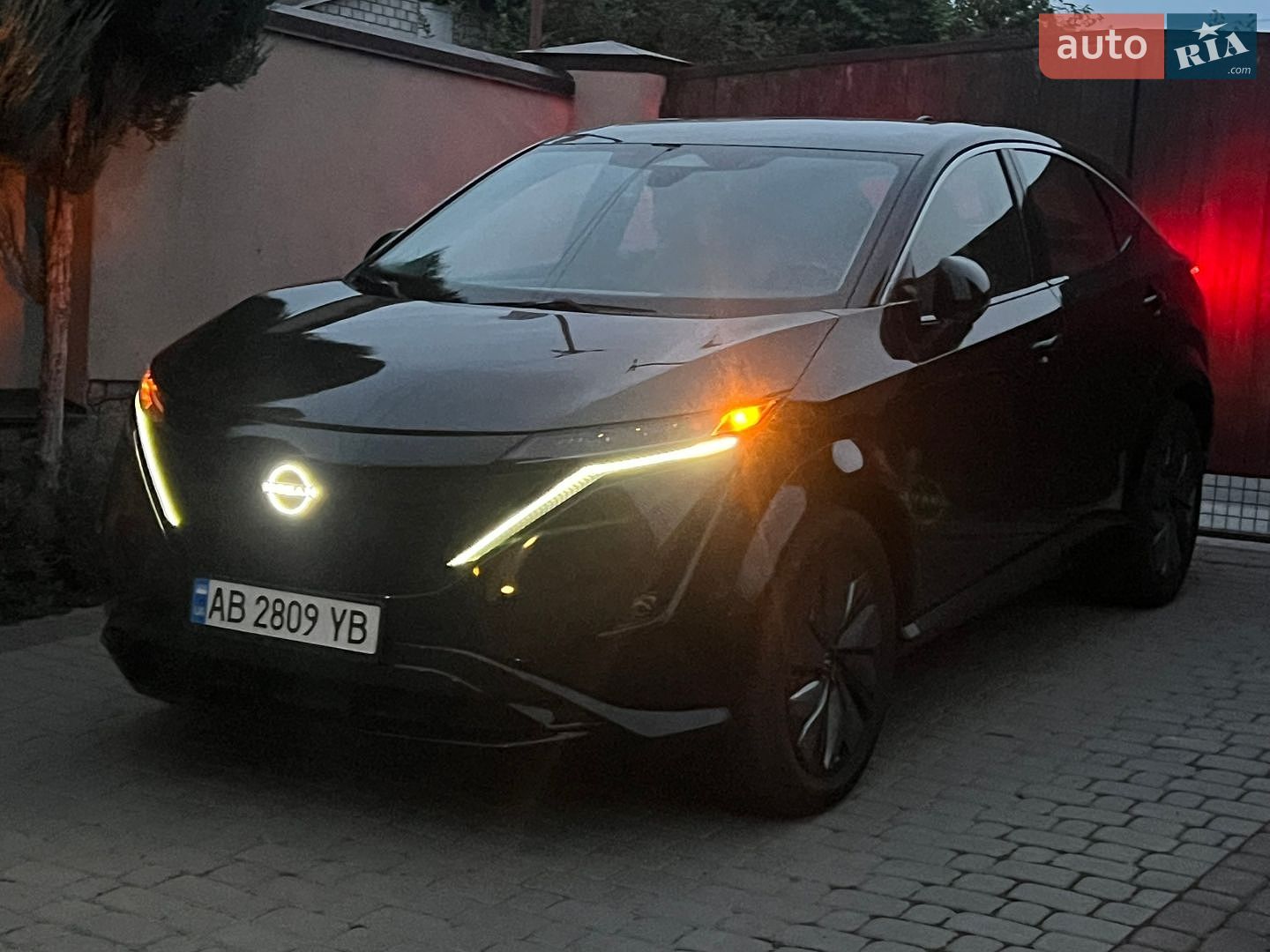 Nissan Ariya 2023 VIN JN1AF0BA1PM408179 фото оголошення 2 з 18