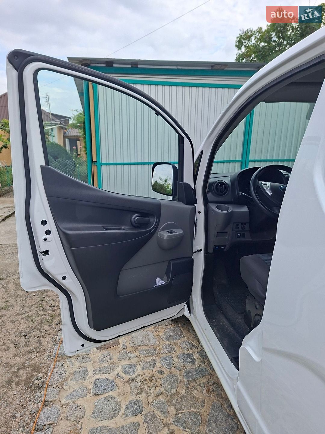 Nissan e-NV200 2019 VIN YSKHAAME0U0607596 фото оголошення 26 з 32