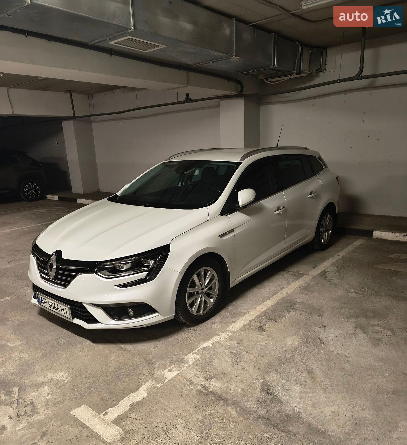 Renault Megane 2017 VIN VF1RFB00458349851 фото оголошення 6 з 7