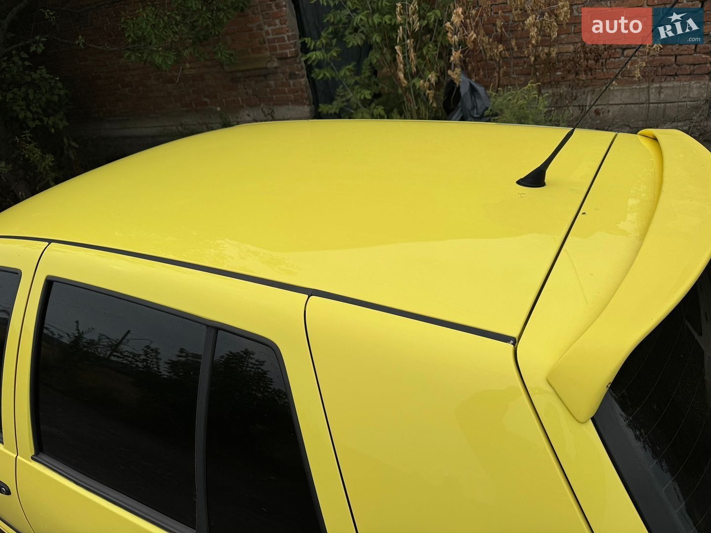 Volkswagen Golf 2000 VIN WVWZZZ1JZYW681857 фото оголошення 9 з 12