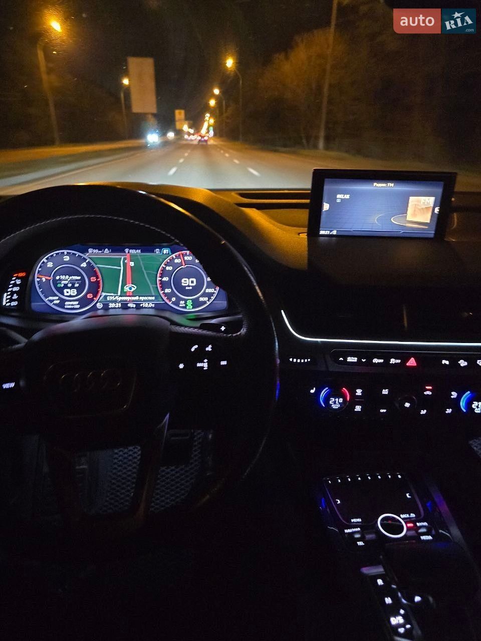 Audi Q7 2016 VIN WAUZZZ4M4GD063035 фото оголошення 21 з 24