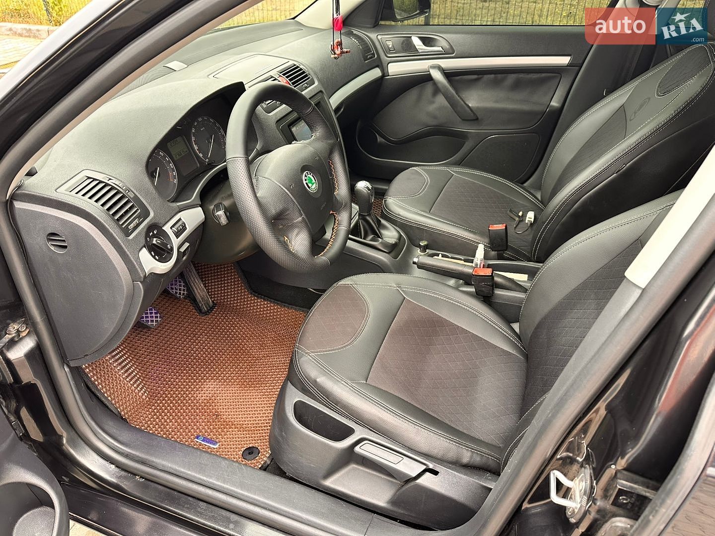 Skoda Octavia 2005 VIN TMBCA11ZX6B070907 фото оголошення 12 з 21