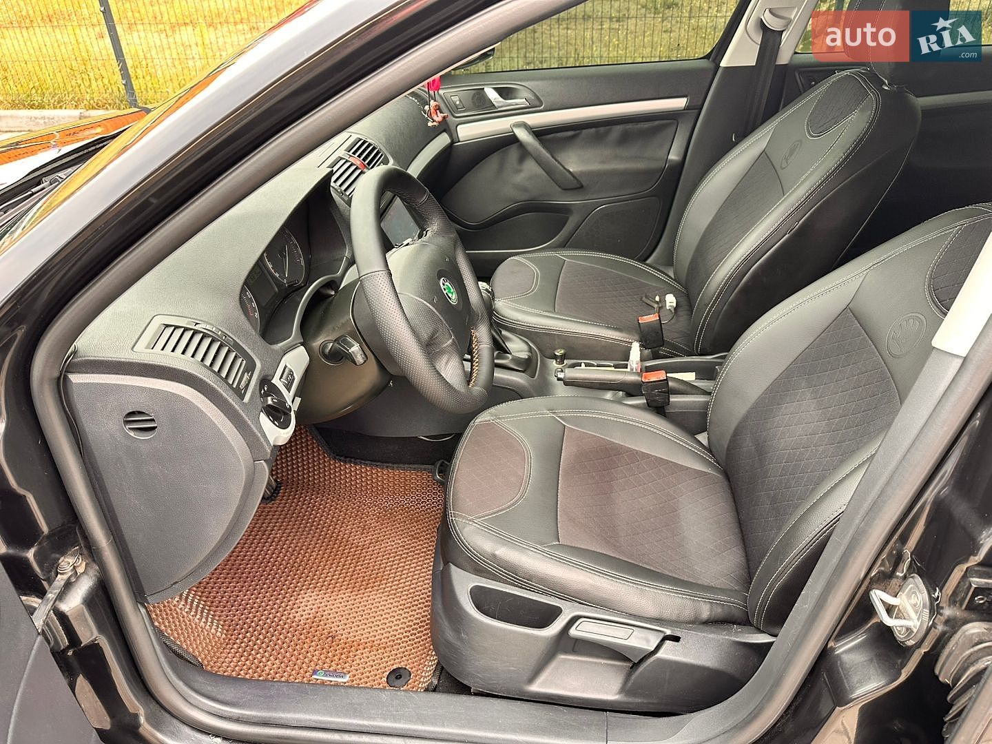 Skoda Octavia 2005 VIN TMBCA11ZX6B070907 фото оголошення 13 з 21