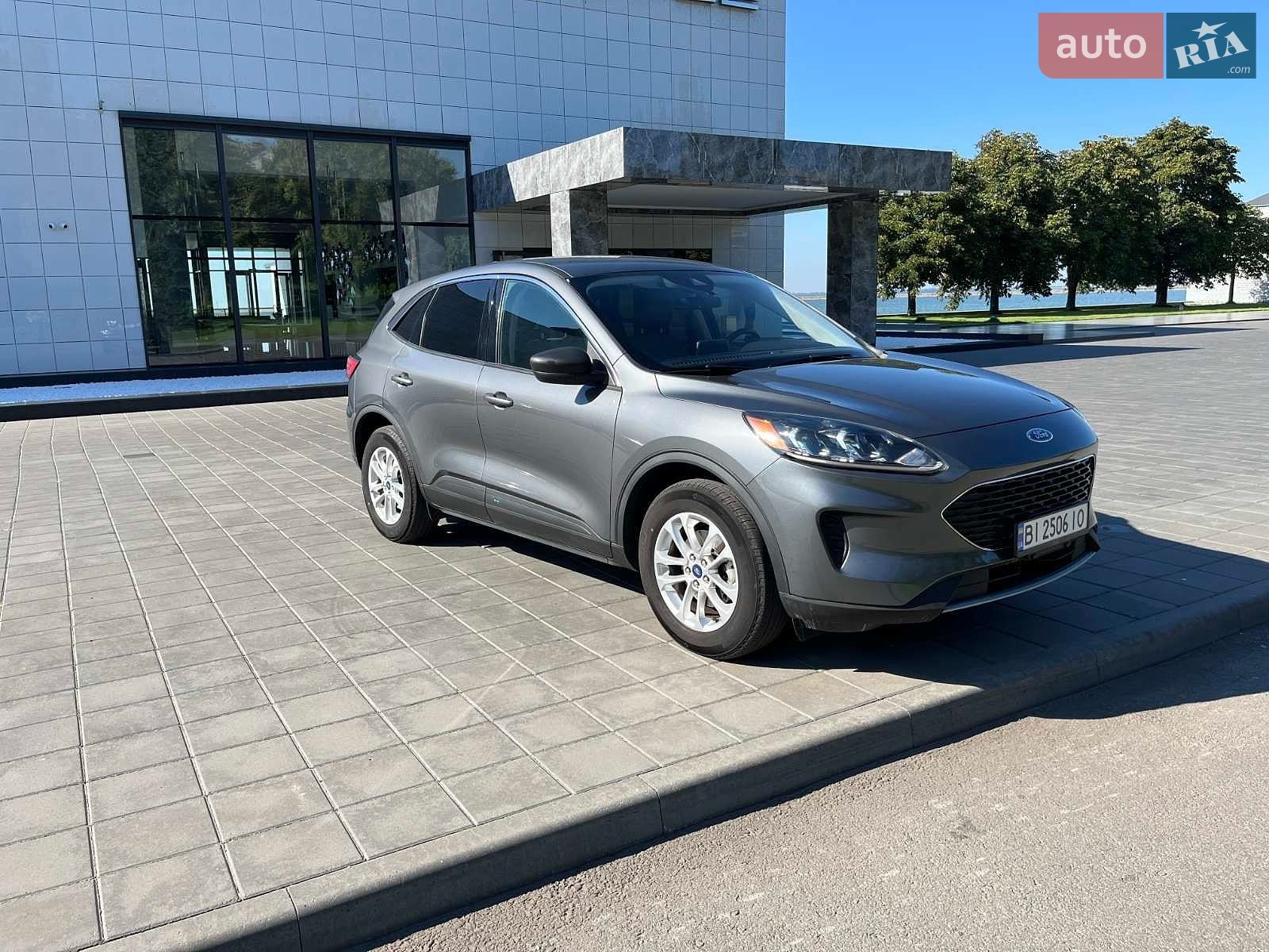 Ford Escape 2022 VIN 1FMCU0G64NUB09973 фото оголошення 7 з 16