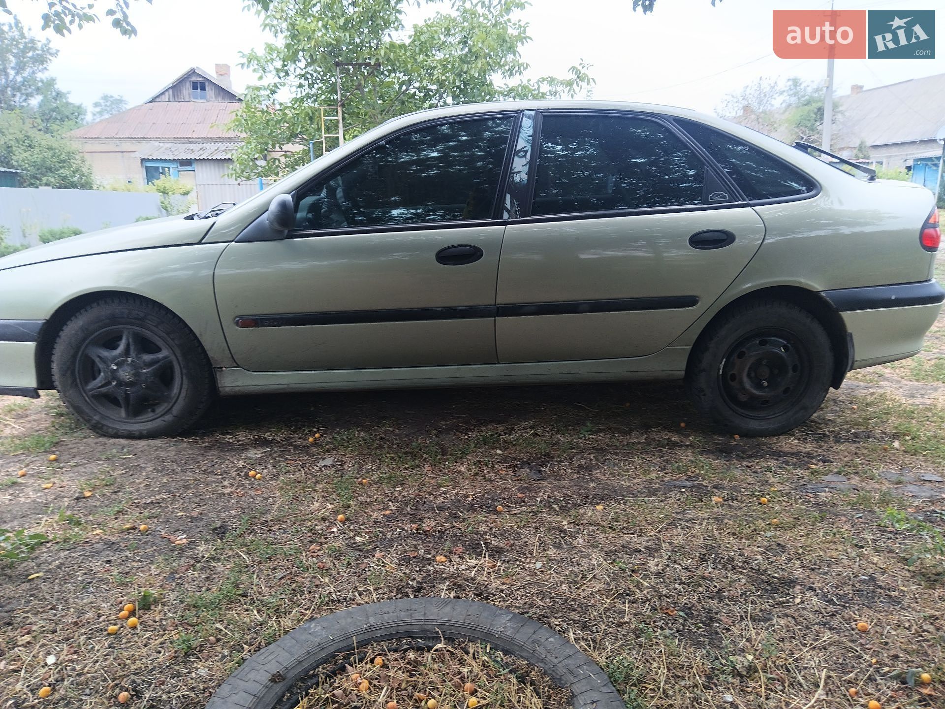 Renault Laguna 1999 VIN VF1B5640E21276631 фото оголошення 2 з 7