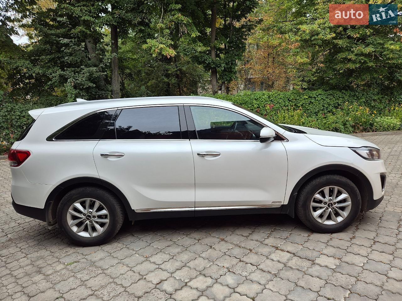 Kia Sorento 2017 VIN KNAPH81BDF5049676 фото оголошення 3 з 19