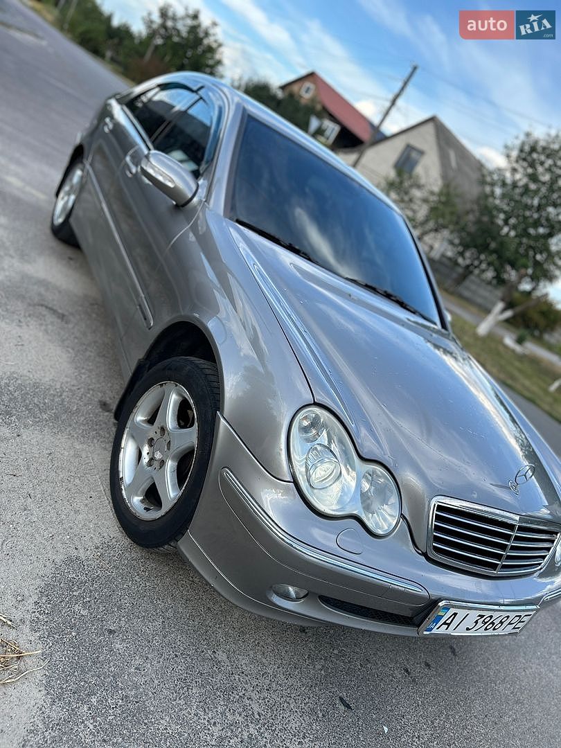 Mercedes-Benz C-Class 2003 VIN WDB2030461A505103 фото оголошення 3 з 22