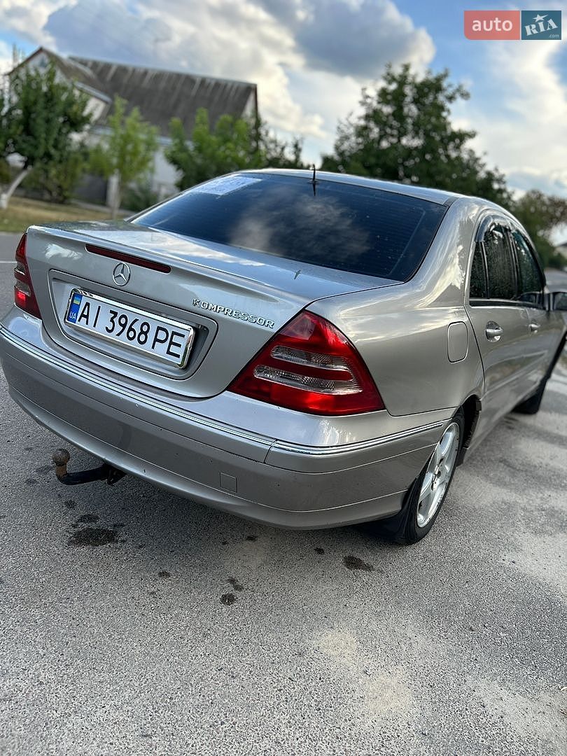 Mercedes-Benz C-Class 2003 VIN WDB2030461A505103 фото оголошення 4 з 22