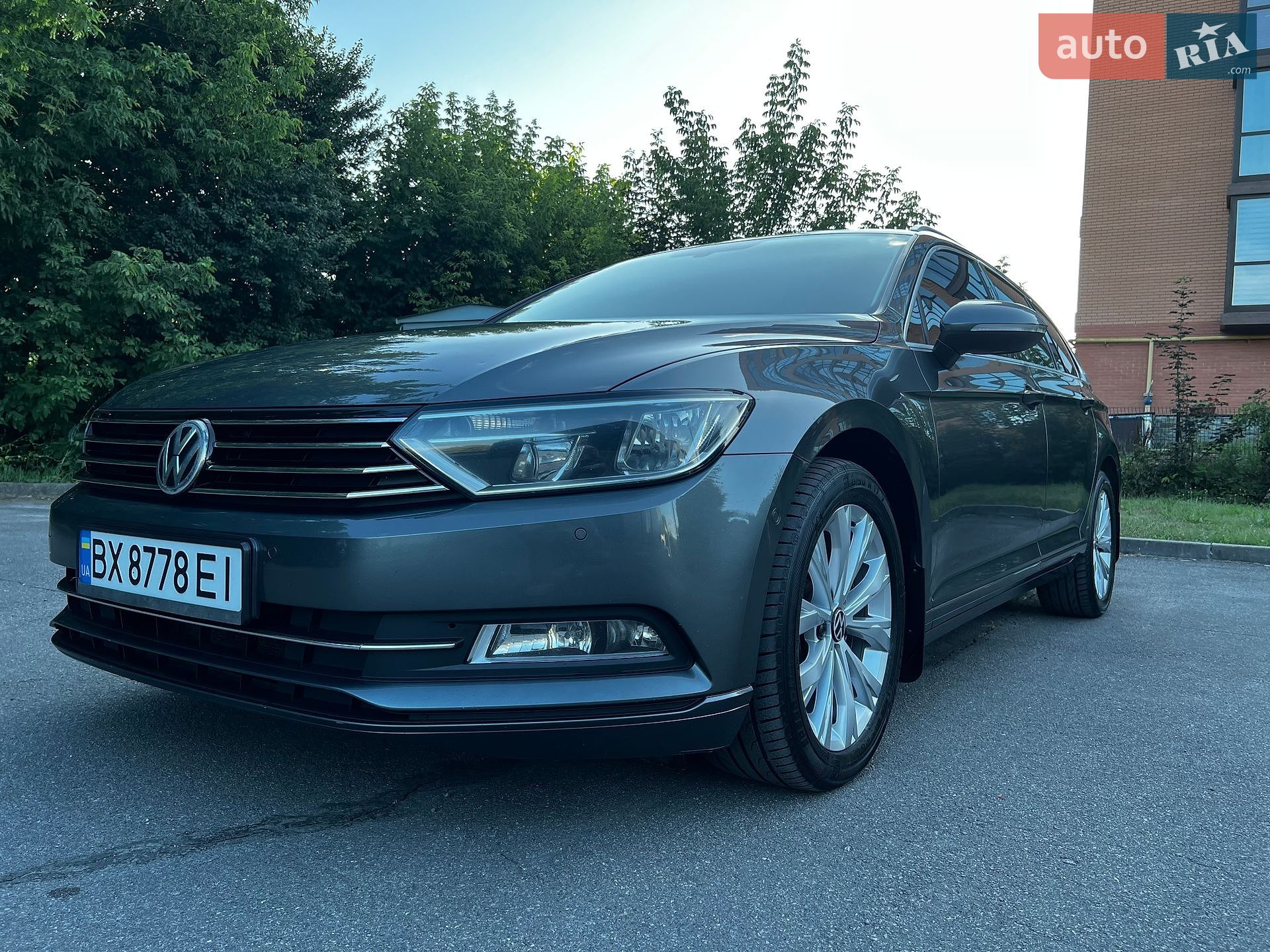 Volkswagen Passat 2016 VIN WVWZZZ3CZGE180912 фото оголошення 6 з 55