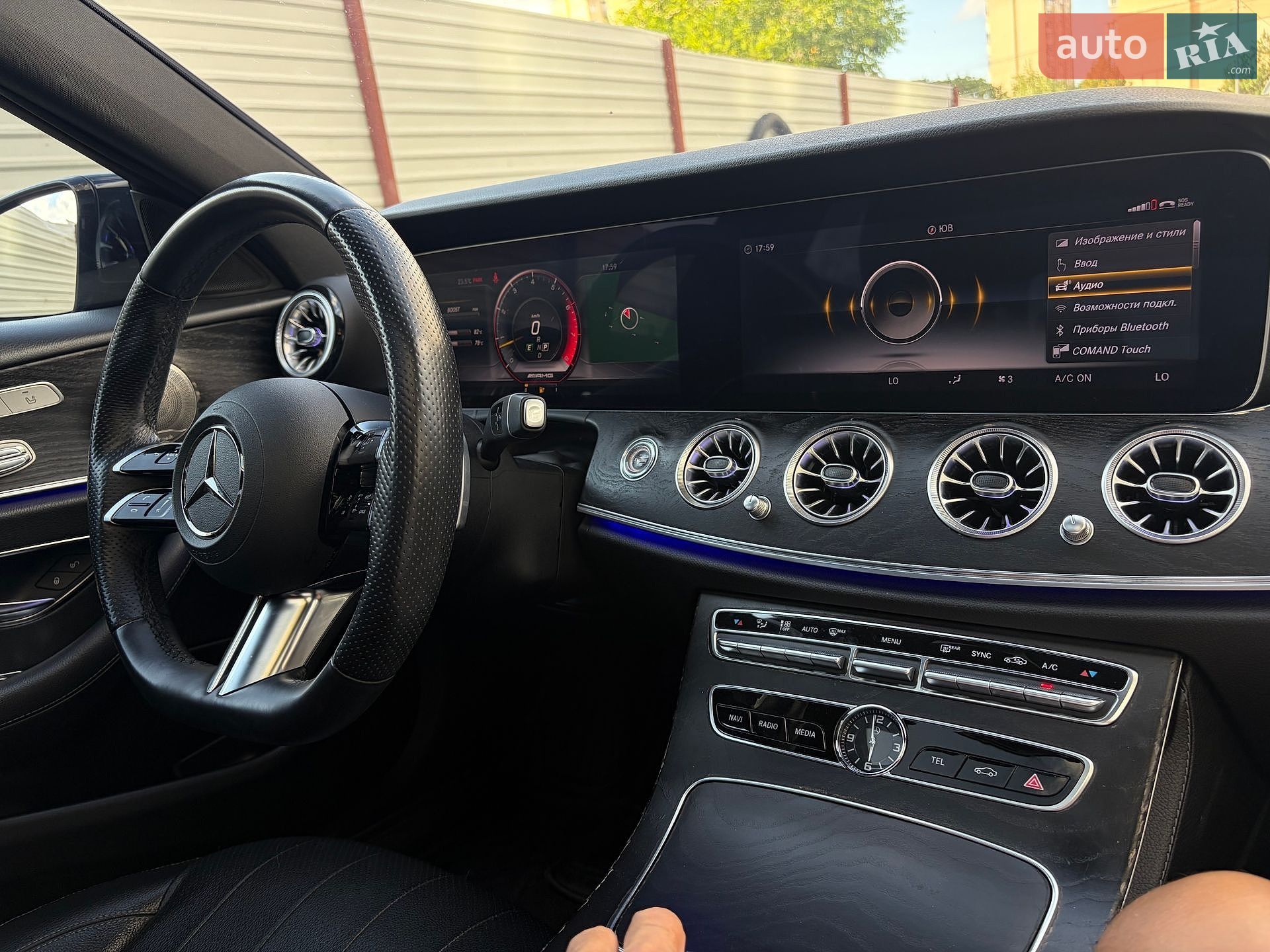 Mercedes-Benz E-Class 2018 VIN WDDZF4JB6JA468782 фото оголошення 3 з 67