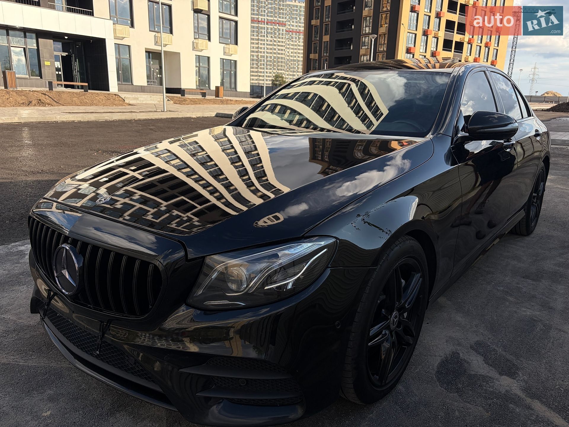 Mercedes-Benz E-Class 2018 VIN WDDZF4JB6JA468782 фото оголошення 36 з 67