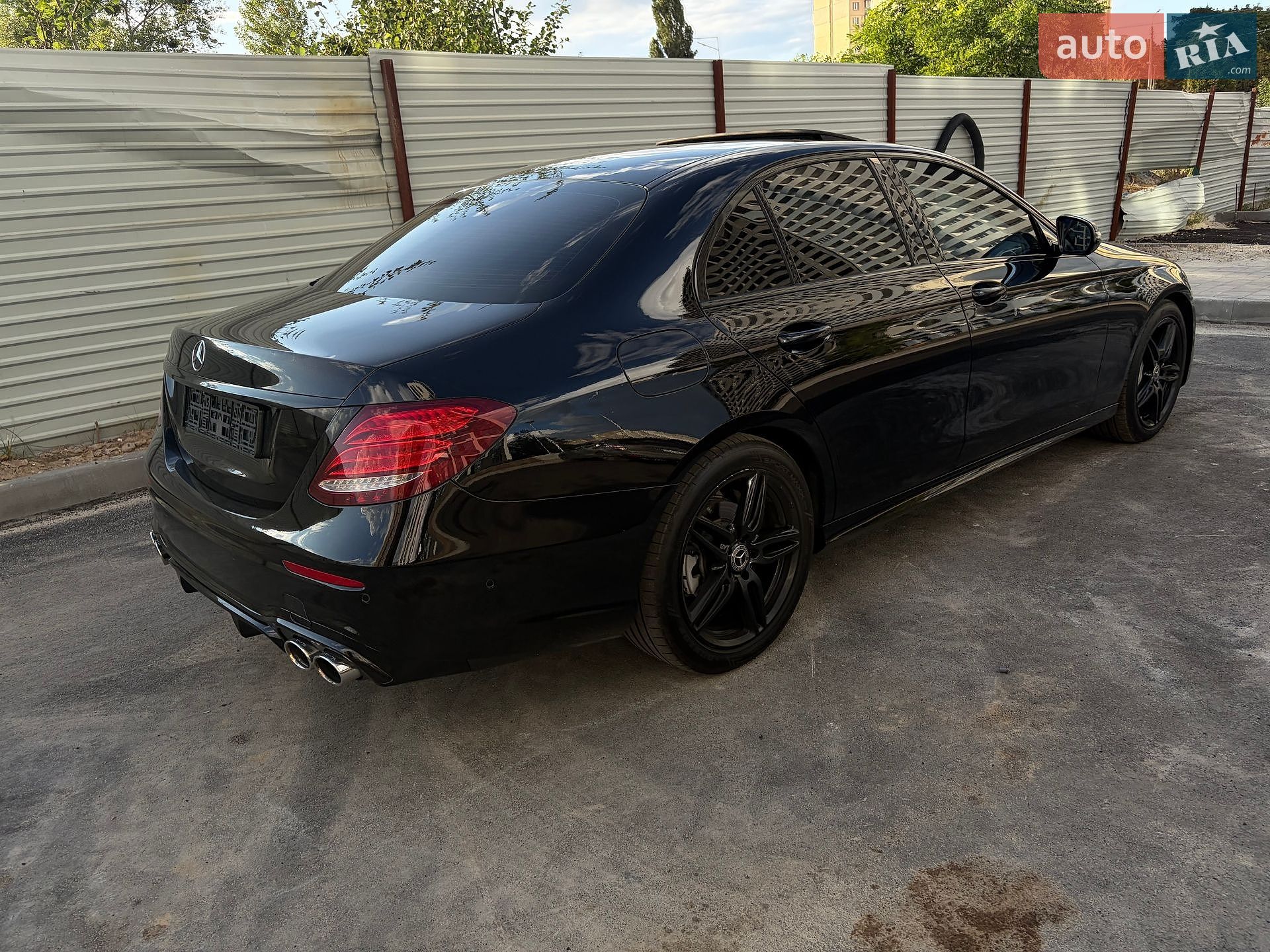 Mercedes-Benz E-Class 2018 VIN WDDZF4JB6JA468782 фото оголошення 39 з 67