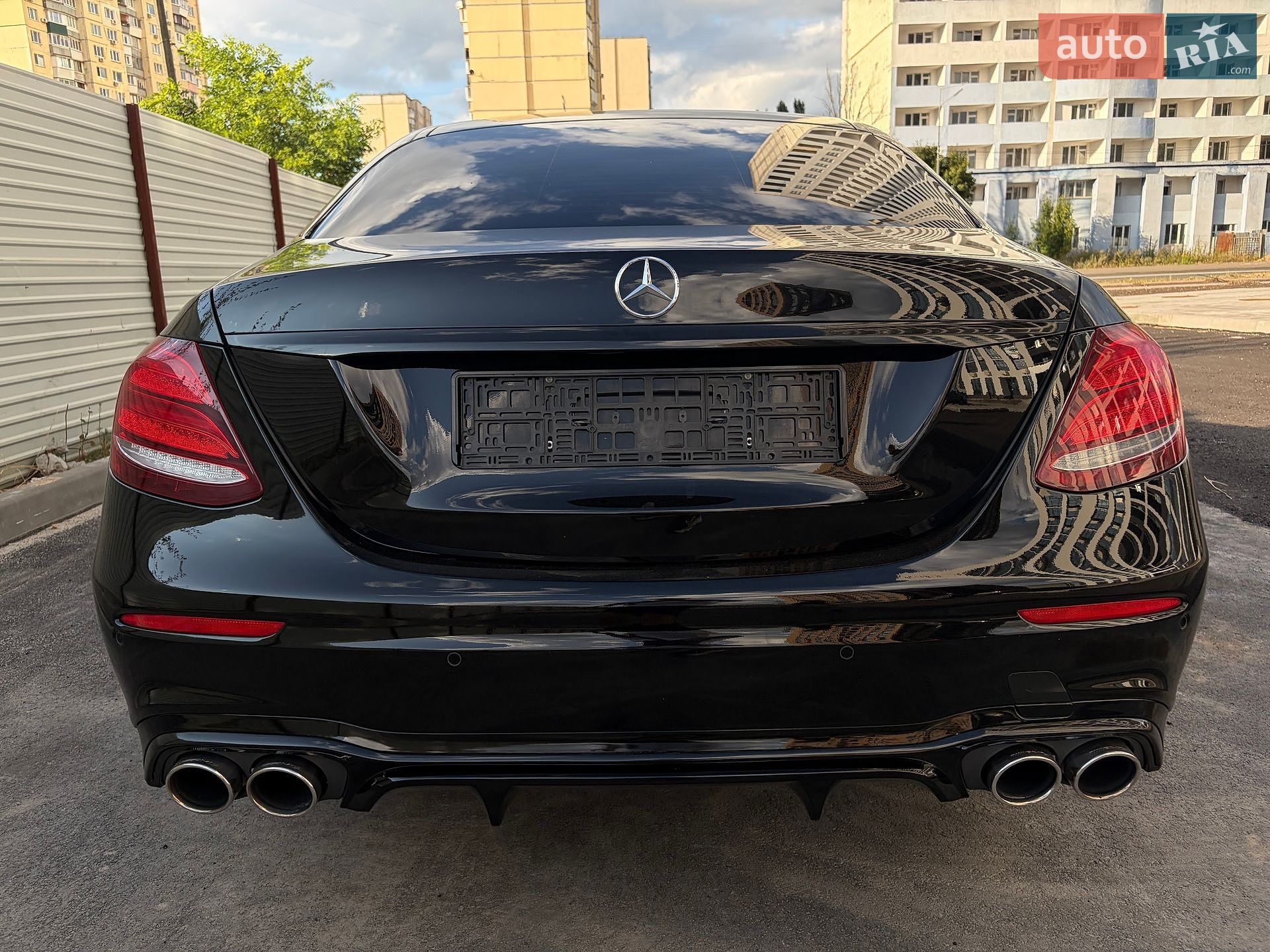 Mercedes-Benz E-Class 2018 VIN WDDZF4JB6JA468782 фото оголошення 47 з 67