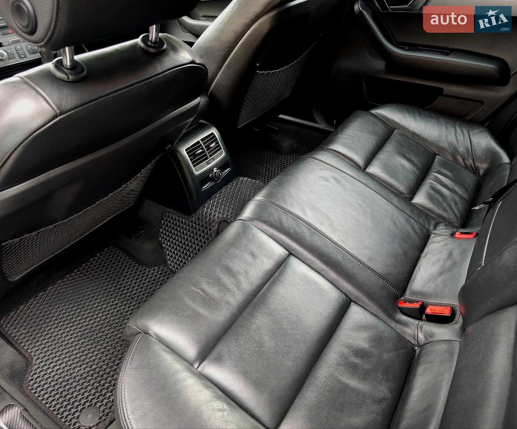 Audi A6 2004 VIN WAUZZZ4F35N007497 фото оголошення 16 з 28