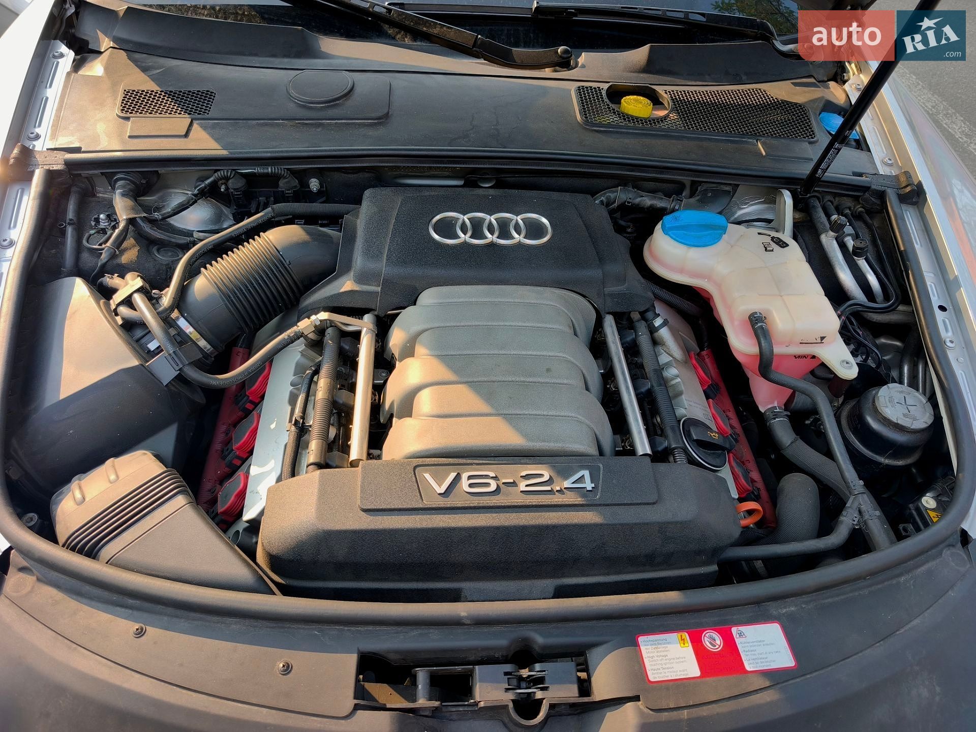 Audi A6 2004 VIN WAUZZZ4F35N007497 фото оголошення 19 з 28