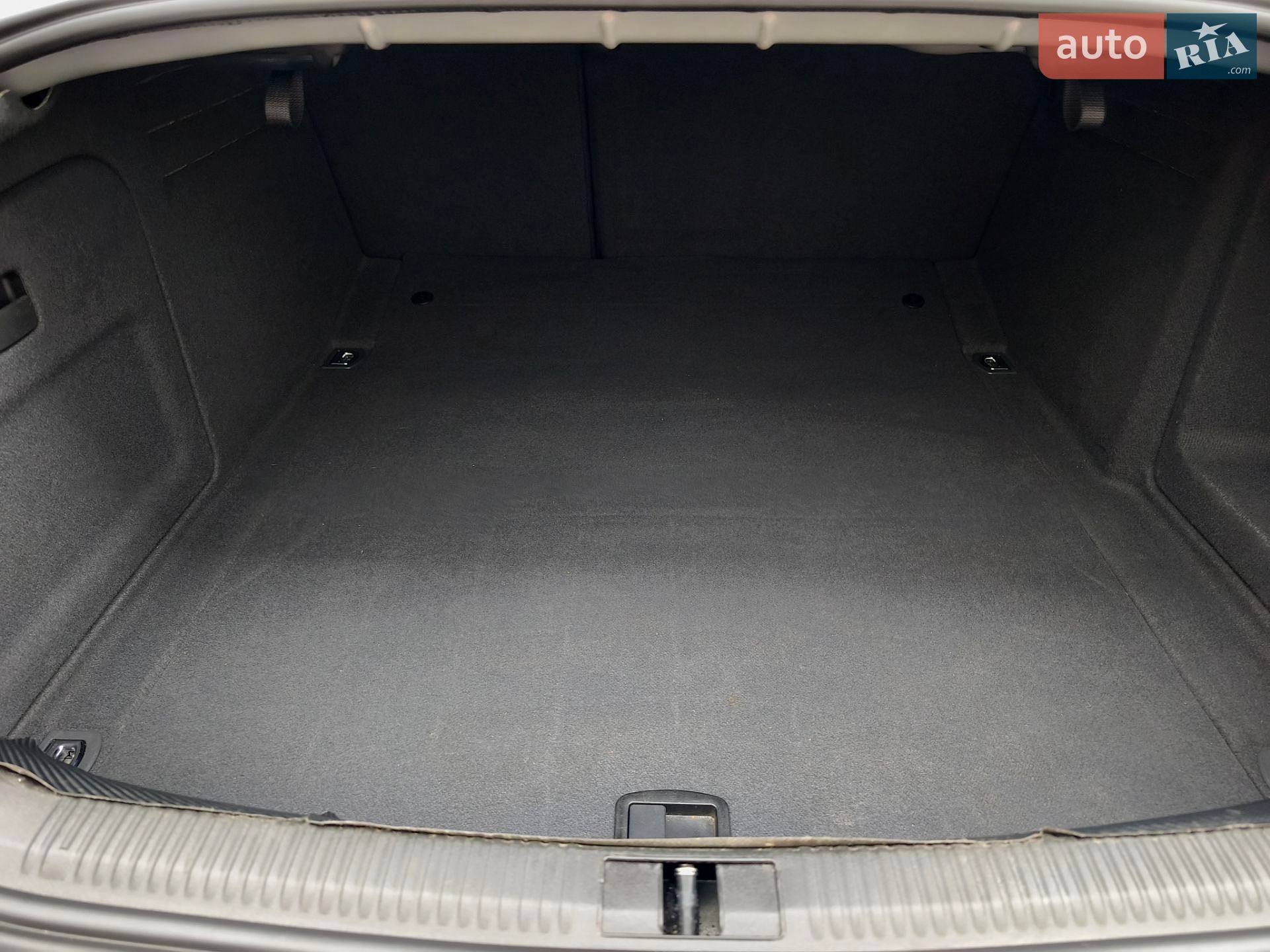 Audi A6 2004 VIN WAUZZZ4F35N007497 фото оголошення 18 з 28