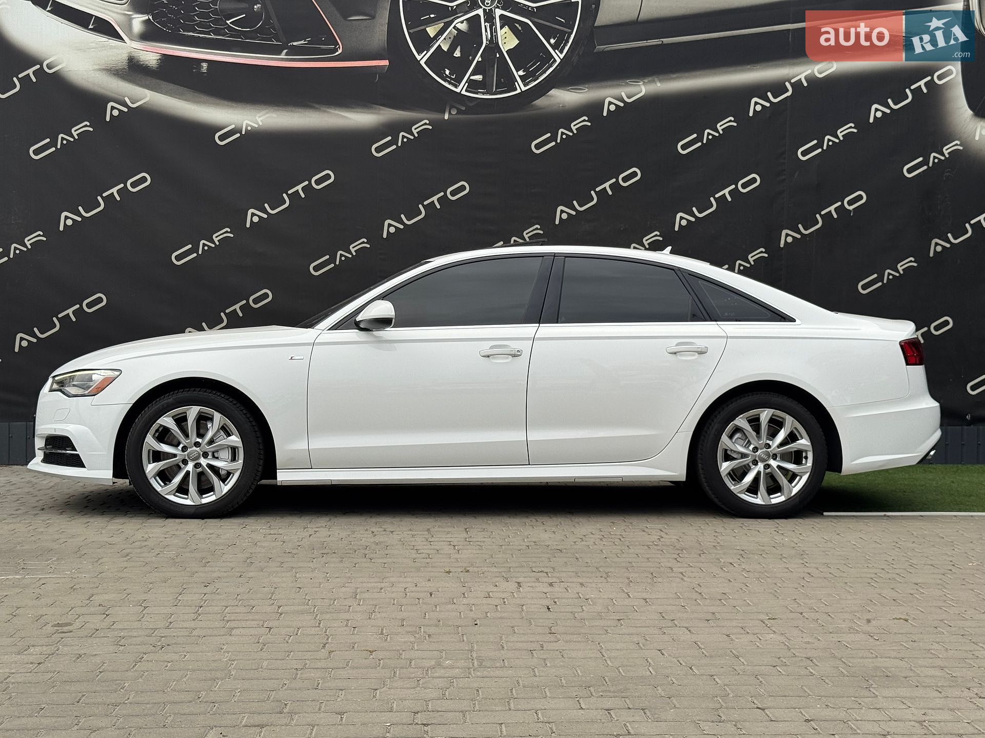 Audi A6 2018 VIN WAUC8AFC4JN032450 фото оголошення 8 з 35