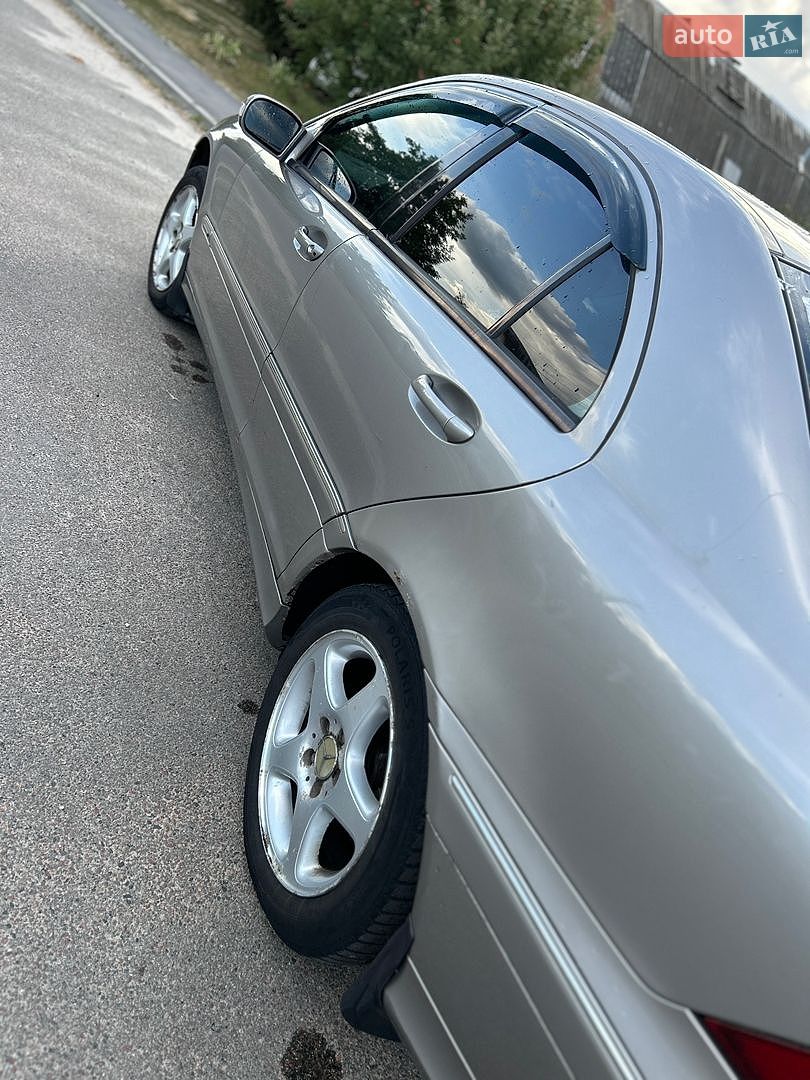 Mercedes-Benz C-Class 2003 VIN WDB2030461A505103 фото оголошення 6 з 22