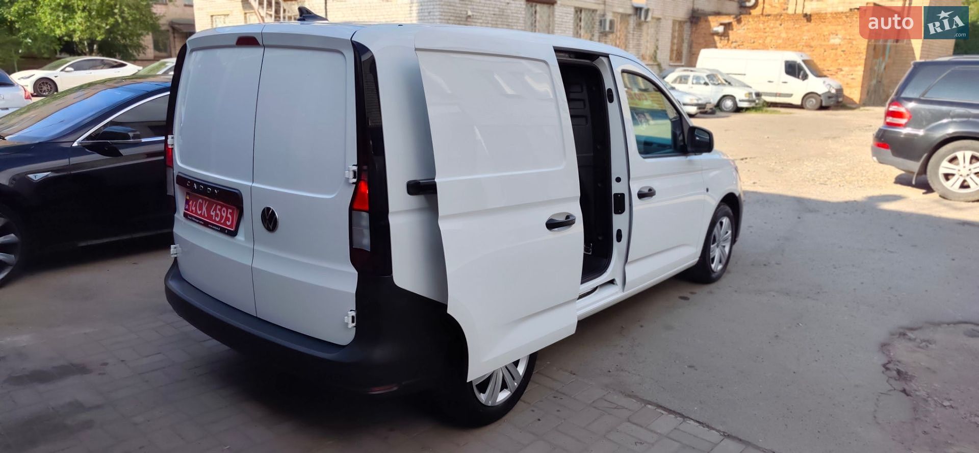 Volkswagen Caddy 2021 VIN WV1ZZZSKZNX018057 фото оголошення 24 з 55