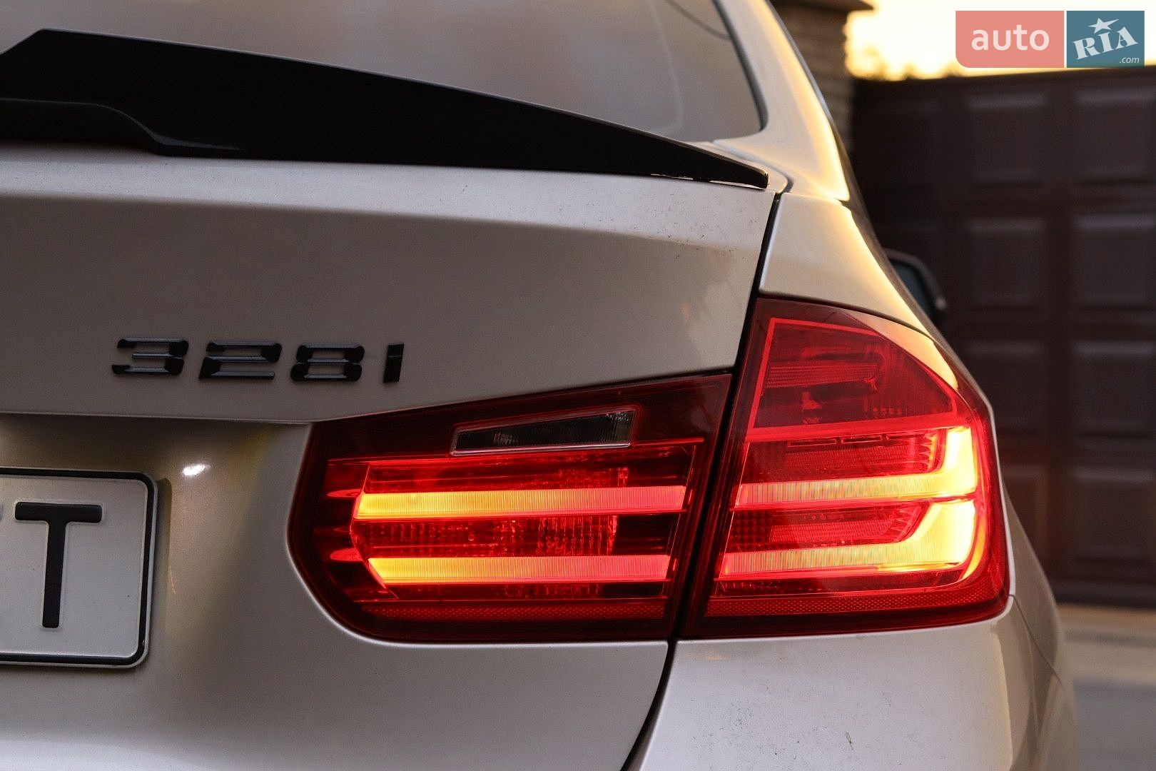 BMW 3 Series 2012 VIN WBA3A5C59DF359488 фото оголошення 17 з 18