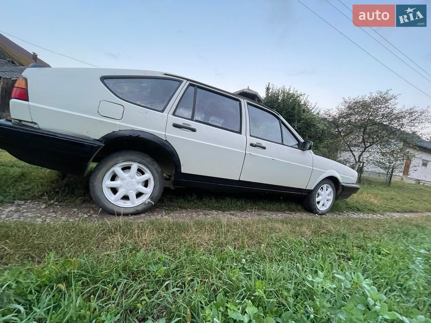 Volkswagen Passat 1986 VIN WVWZZZ32ZGE093075 фото оголошення 6 з 80