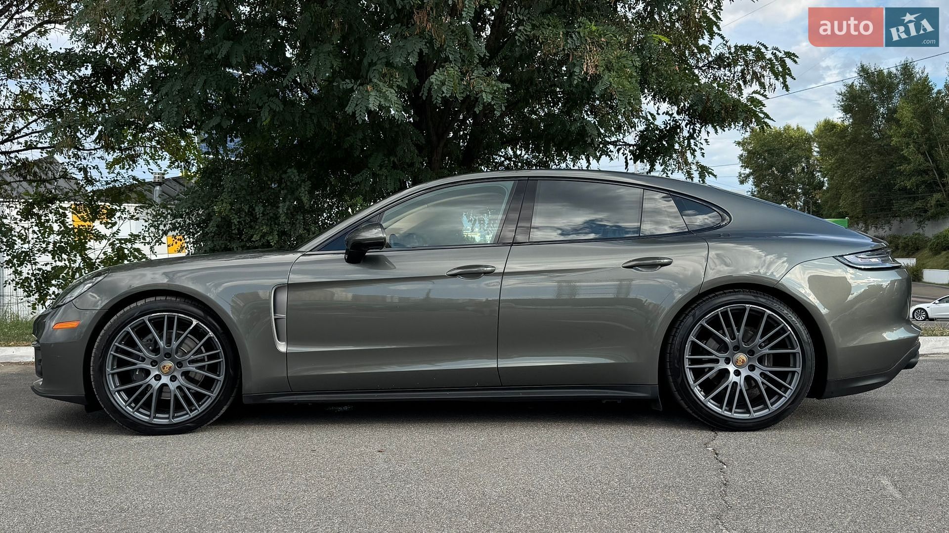Porsche Panamera 2022 VIN WP0AJ2A72PL101140 фото оголошення 10 з 32