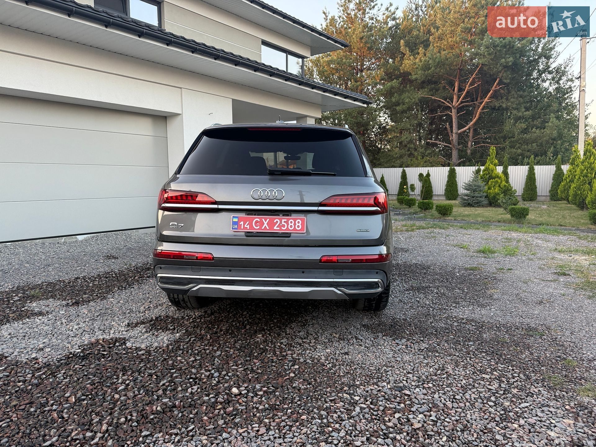 Audi Q7 2020 VIN WA1LXAF72LD004285 фото оголошення 14 з 27