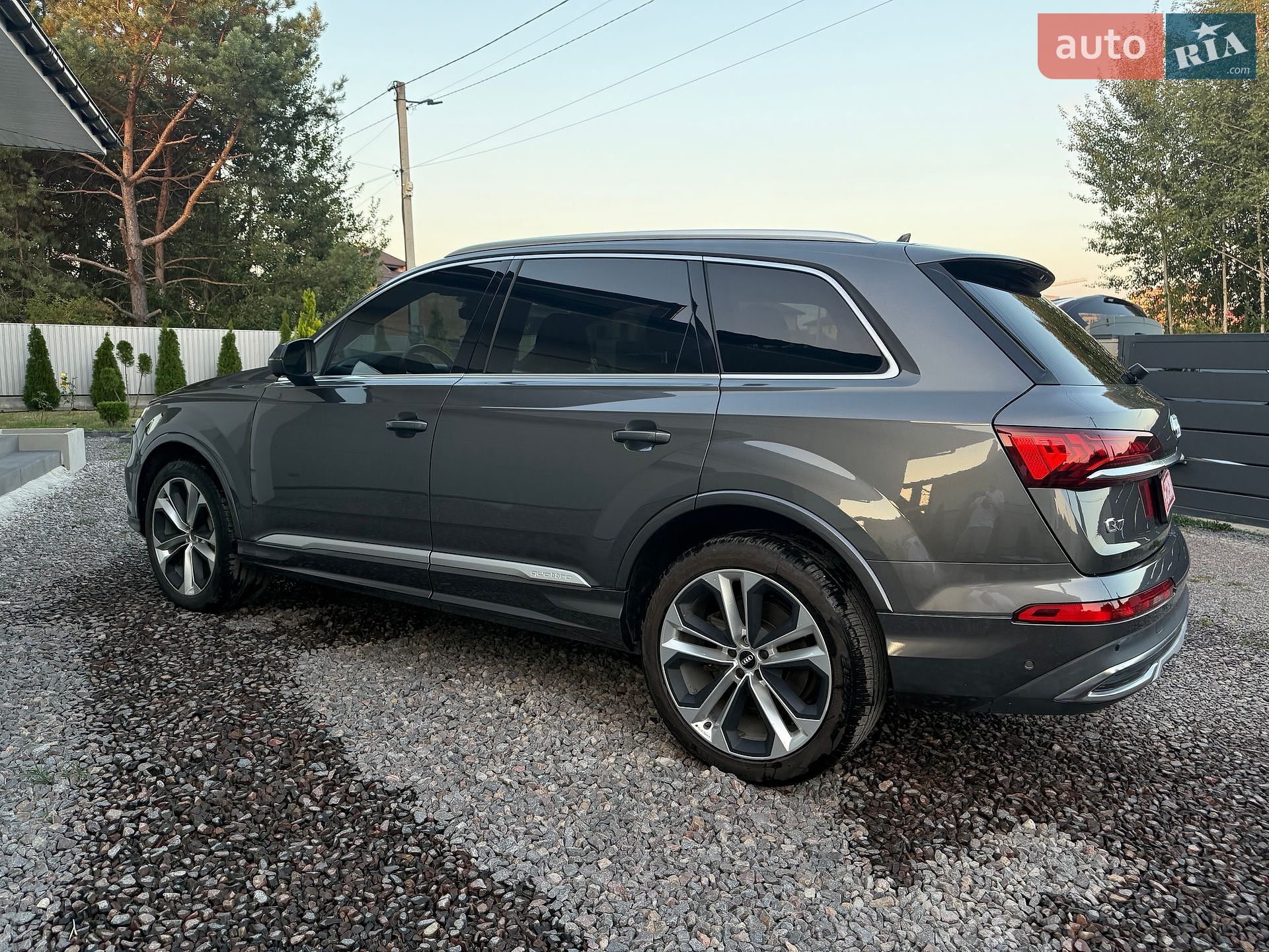 Audi Q7 2020 VIN WA1LXAF72LD004285 фото оголошення 10 з 24