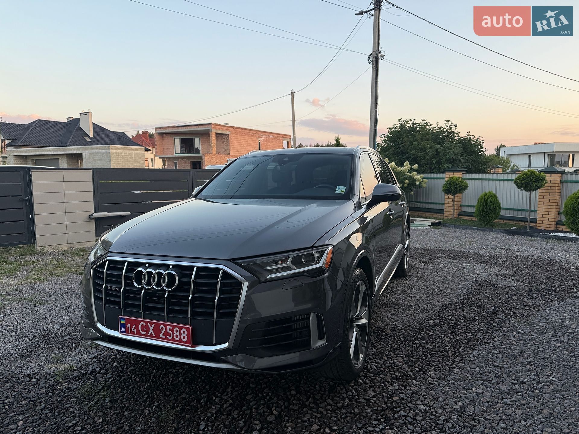 Audi Q7 2020 VIN WA1LXAF72LD004285 фото оголошення 15 з 24