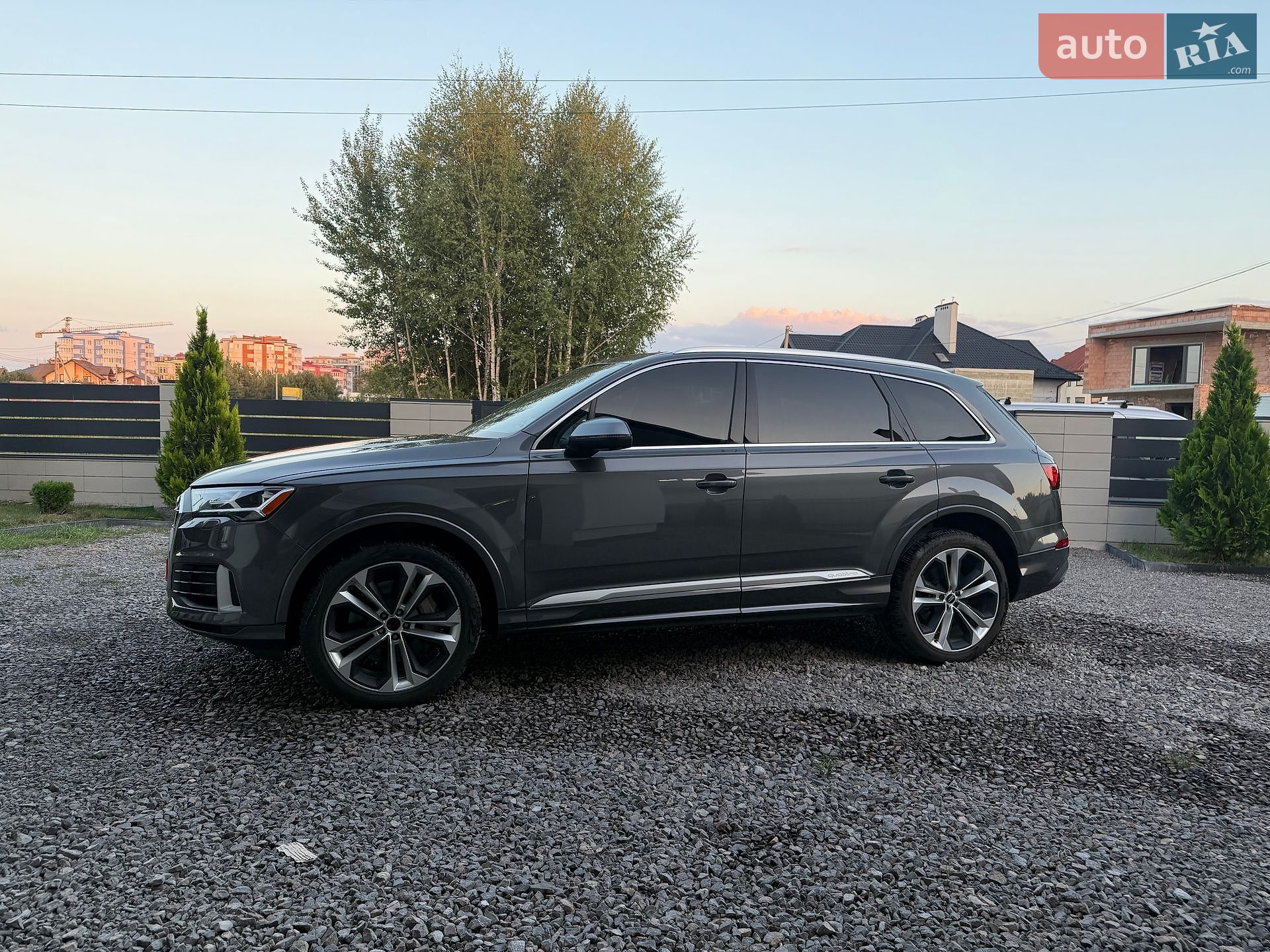 Audi Q7 2020 VIN WA1LXAF72LD004285 фото оголошення 19 з 27