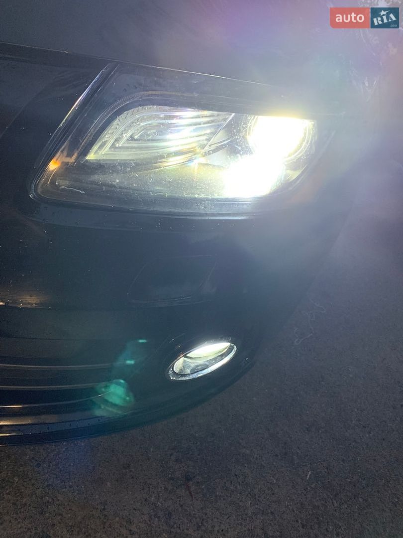 Audi Q5 2011 VIN WAUZZZ8R0BA091091 фото оголошення 17 з 32