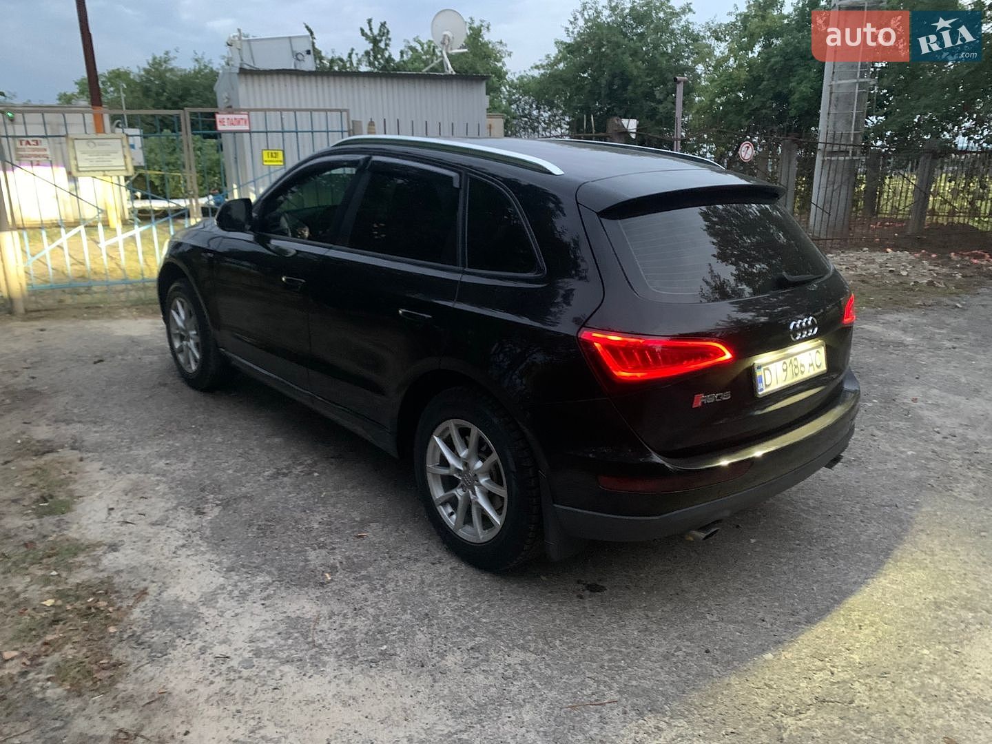 Audi Q5 2011 VIN WAUZZZ8R0BA091091 фото оголошення 11 з 32